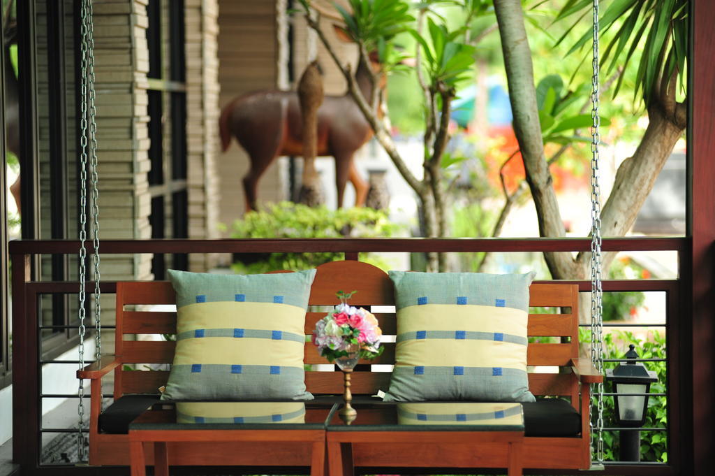 Navarat Heritage Hotel Kamphengphet Kültér fotó